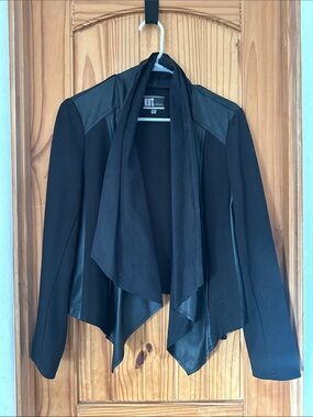 Kut from the Kloth Black Vegan Leather Draped Open-Front Blazer